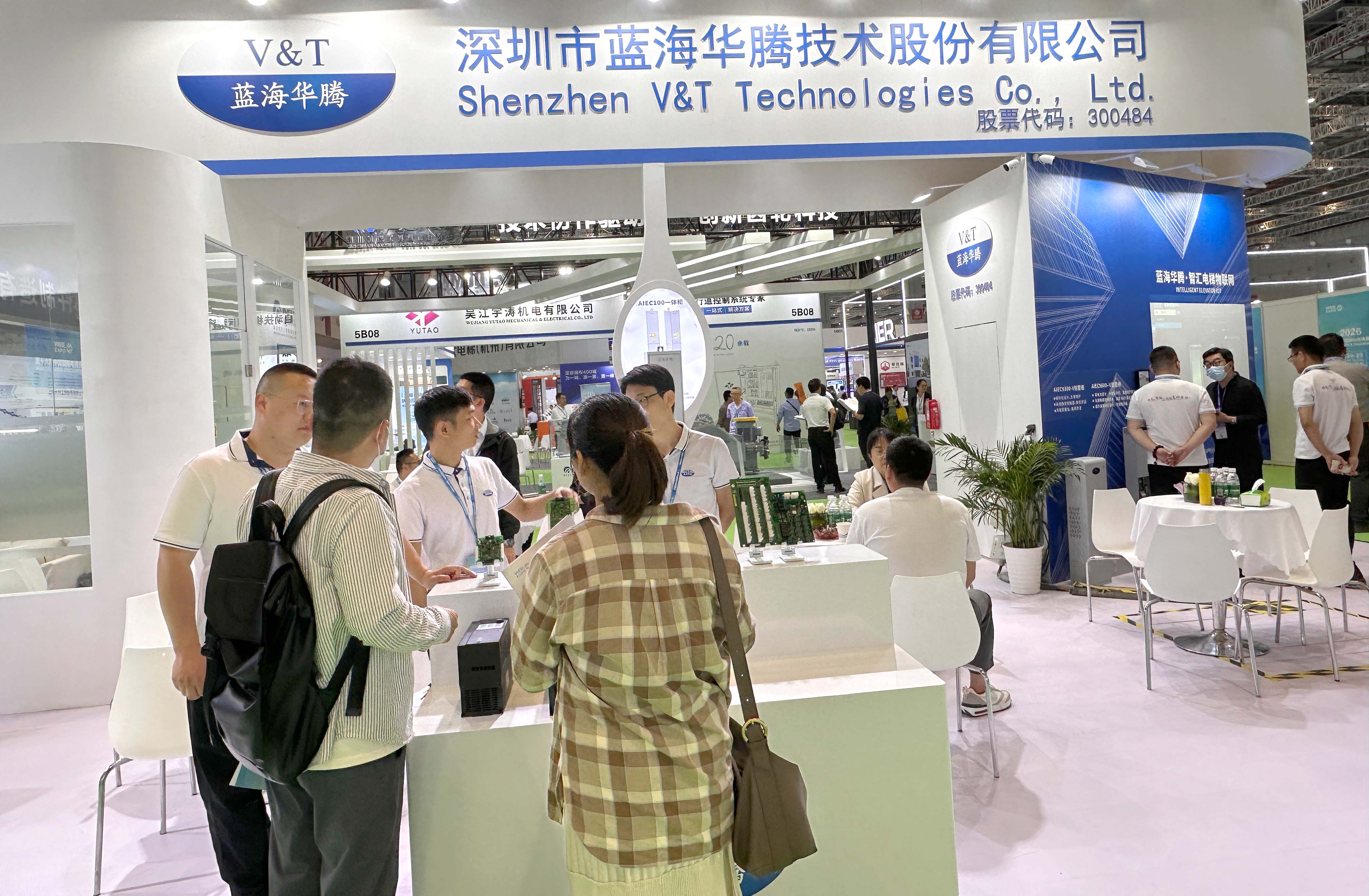 1xbet上海国际电梯展 圆满收官！