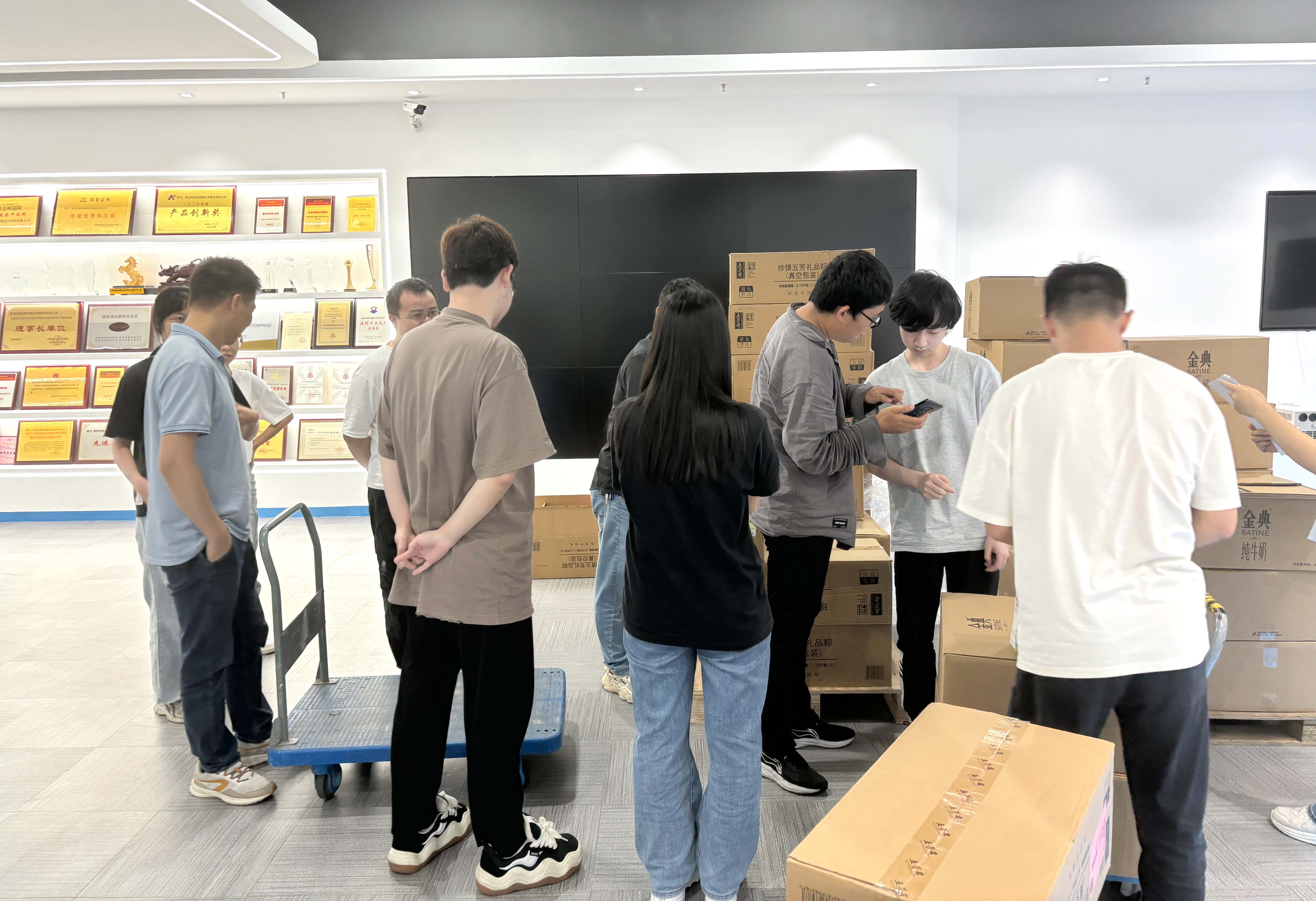 粽香迎端午 关怀暖人心｜1xbet为全体家人们发放端午节福利啦！